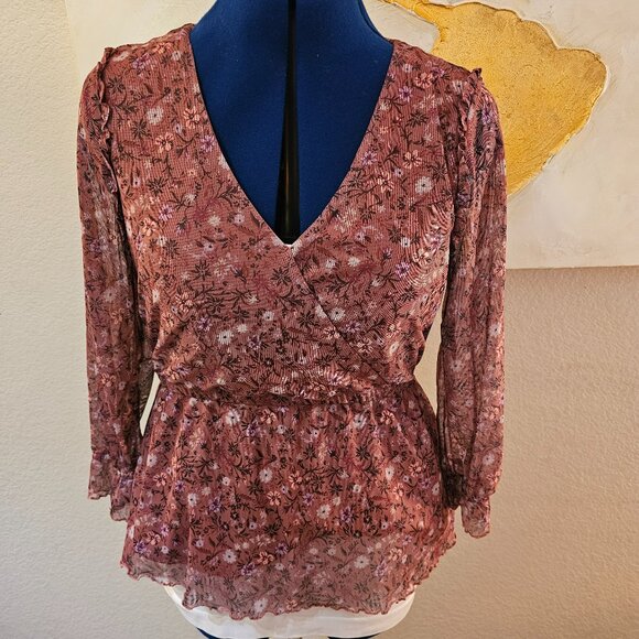 floral blouse - Picture 1 of 7